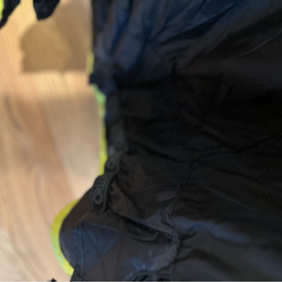 Boy’s Nitro ski ⛷️ and snowboarding 🏂 jacket - Picture 11 of 11